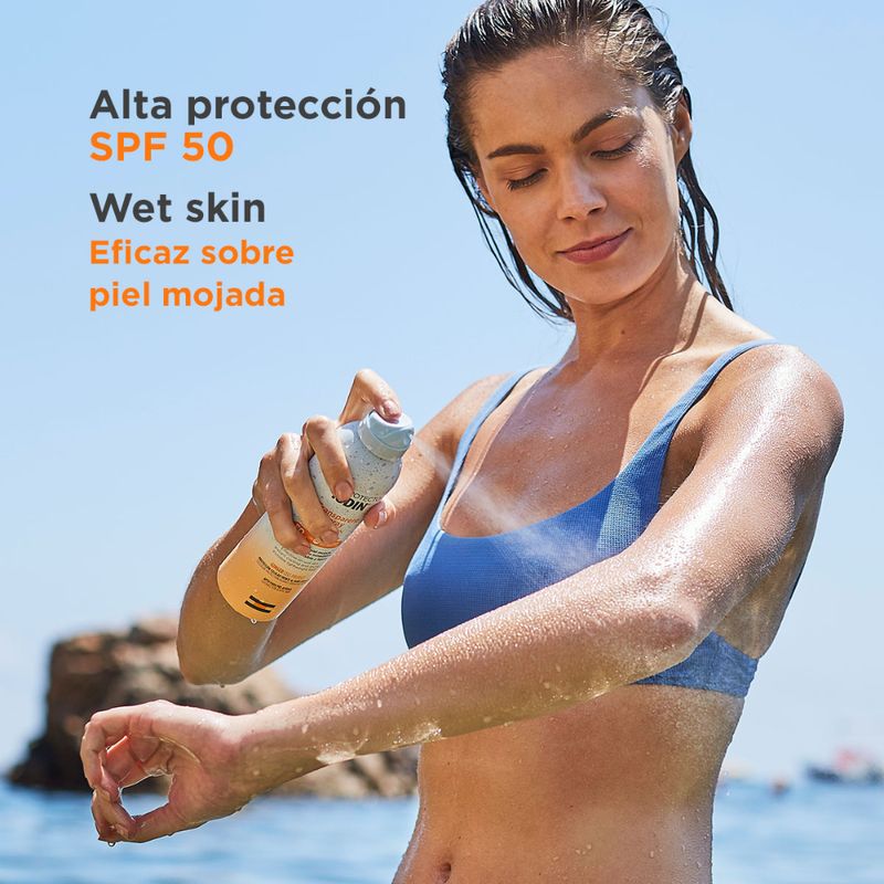 Isdin-Fotoprotector-Wet-Skin-Spray-SPF50---Frasco-250-ml