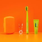 Curaprox-Ortho-Travel-Set-Color-Naranja---Kit-1-und